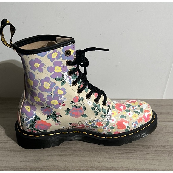 Dr. Martens 1460 Floral Mash Up Backhand Boots Parchment Beige womens Size  6 - Picture 6 of 11